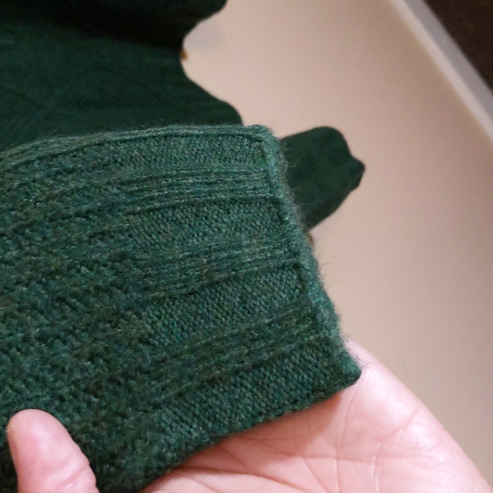 Joe Fresh| NWT Green Midi Knit Sweater Dress With Pattern Acrylic Blend - Picture 3 of 13
